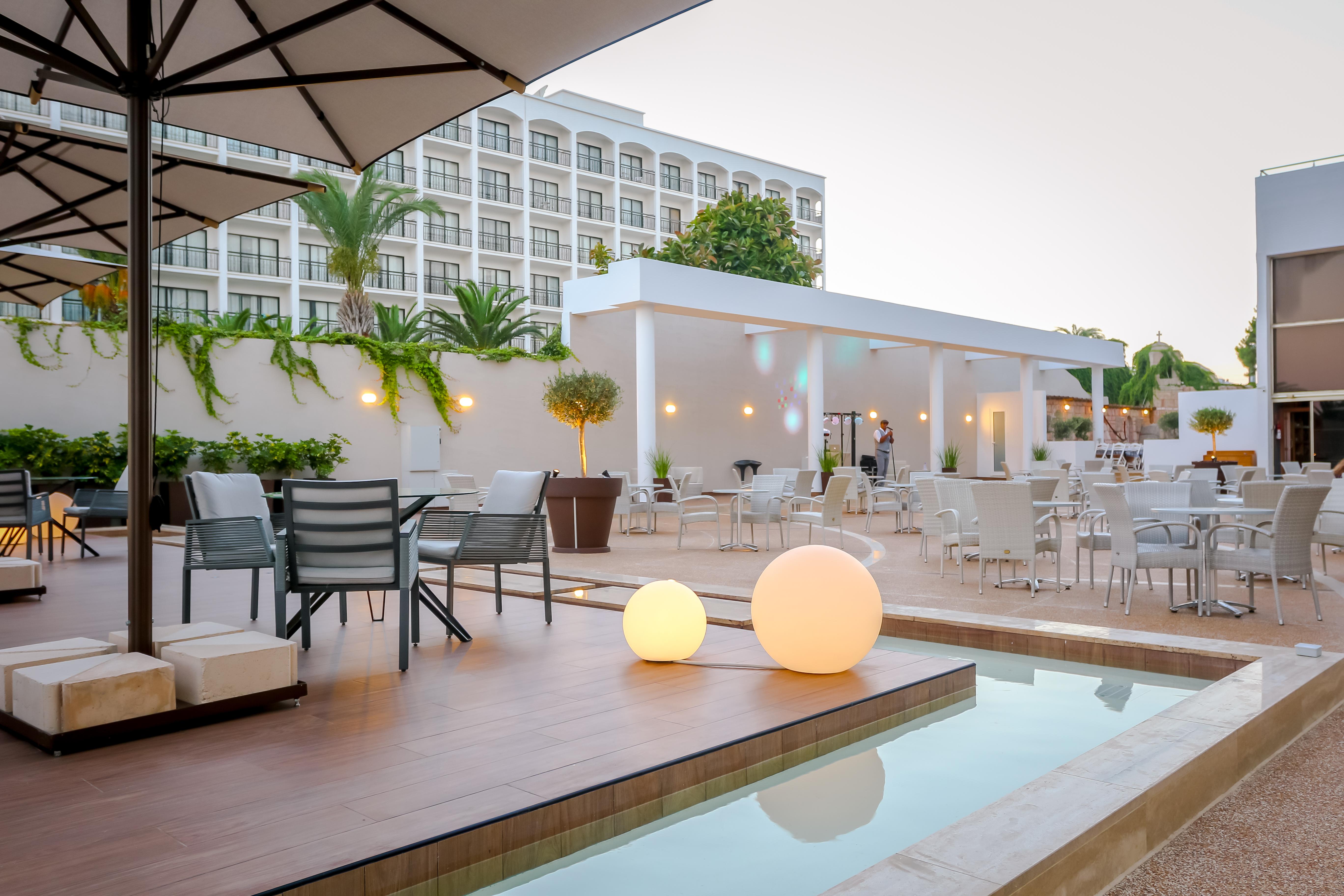 Golden Bay Resort Larnaca