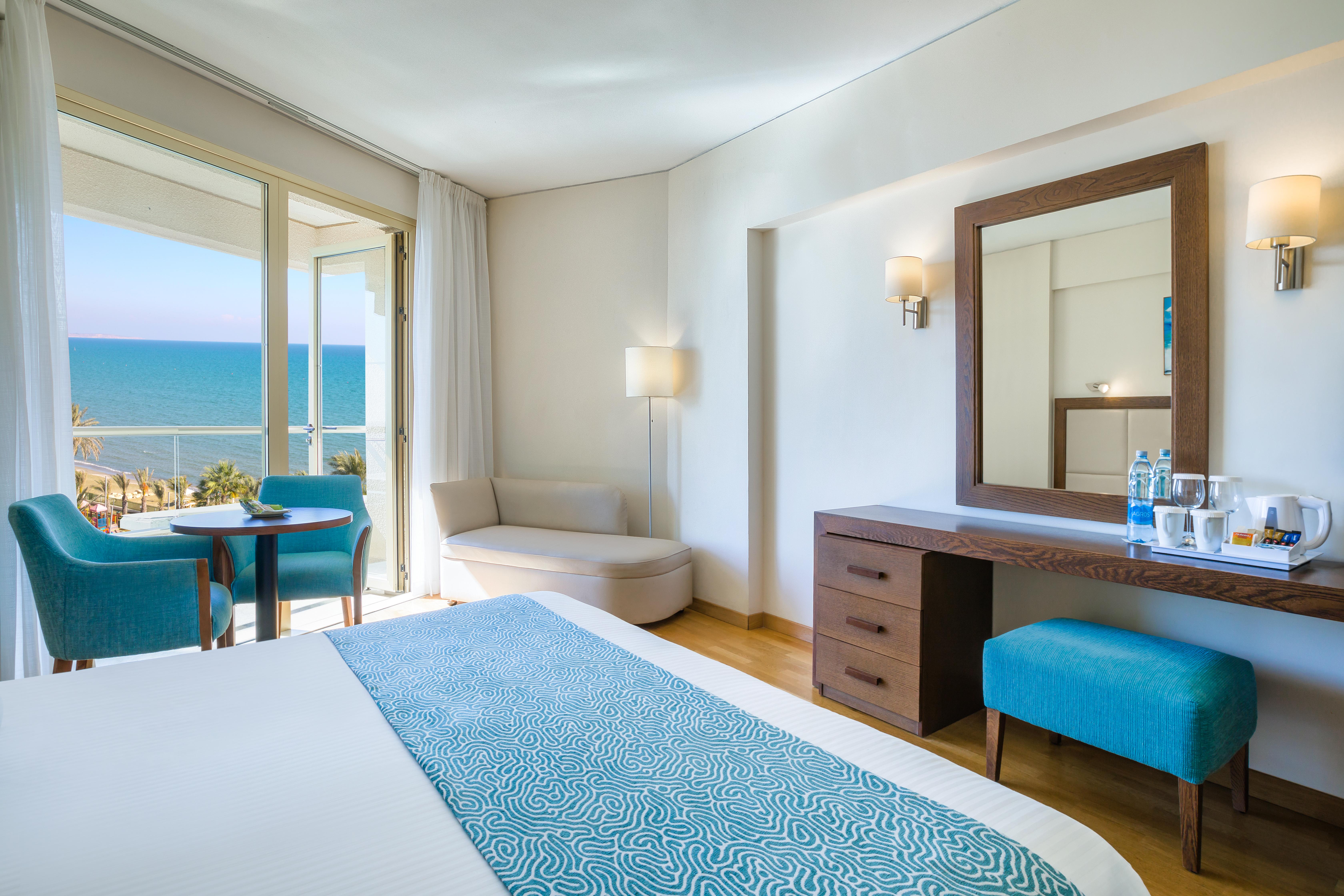 Golden Bay Resort 5*