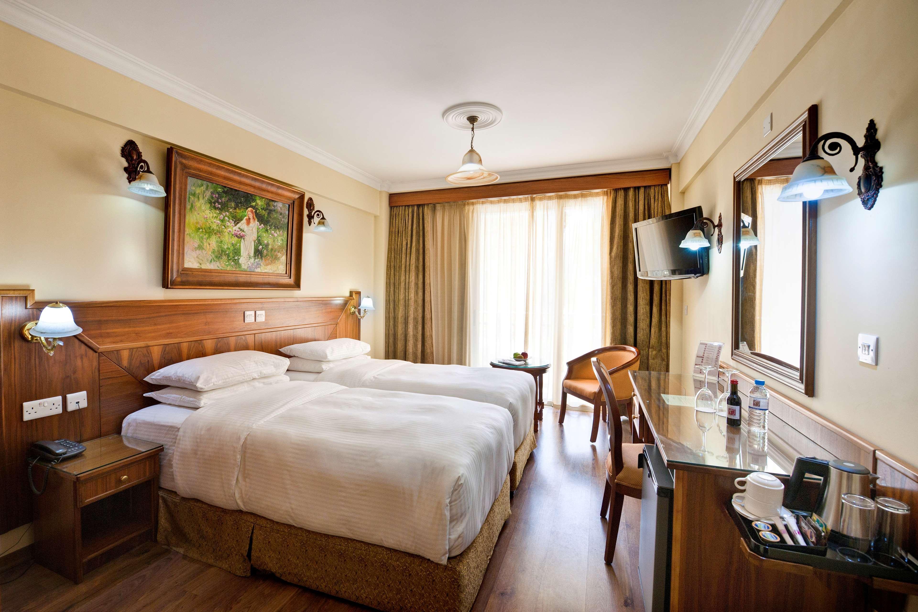Hotel Semeli 3*