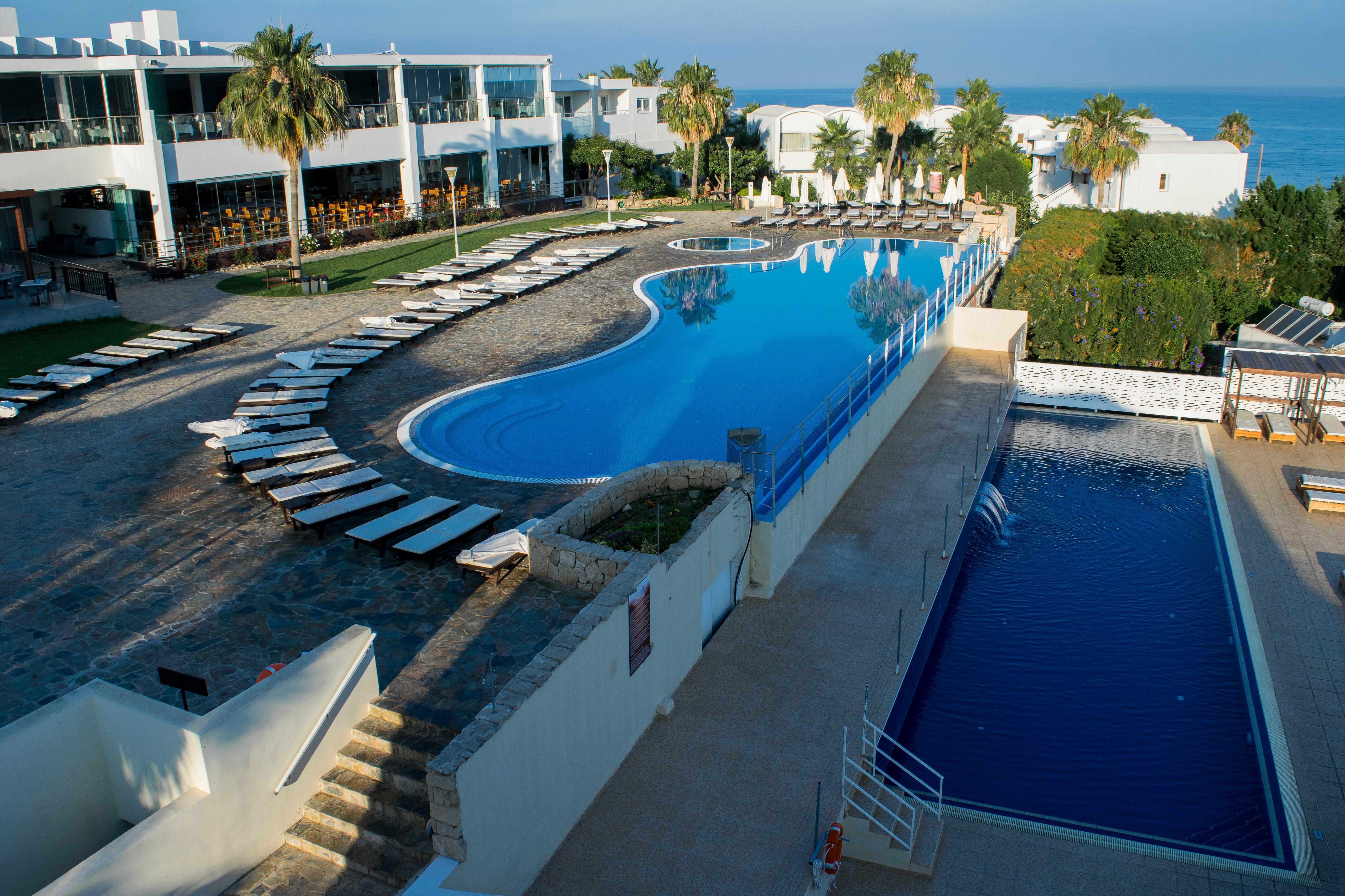 Hotel Theo Sunset Bay 4*