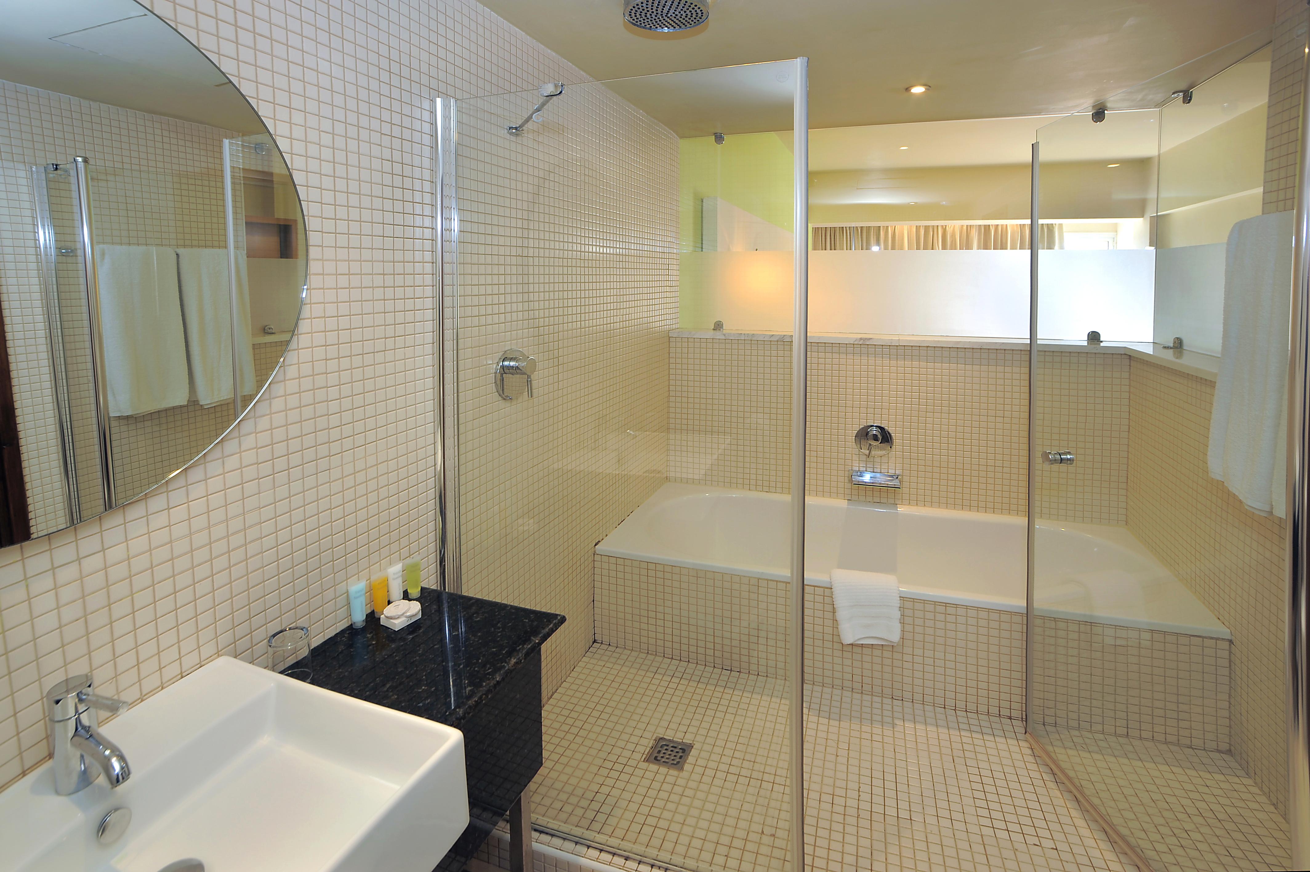 Hotel E-hotel Larnaca & 4*