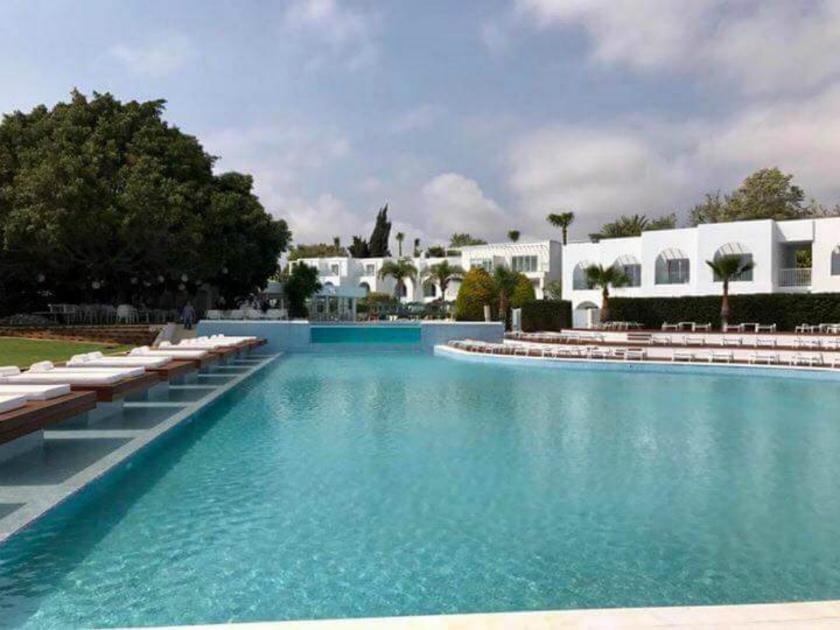 Resort So White 4*