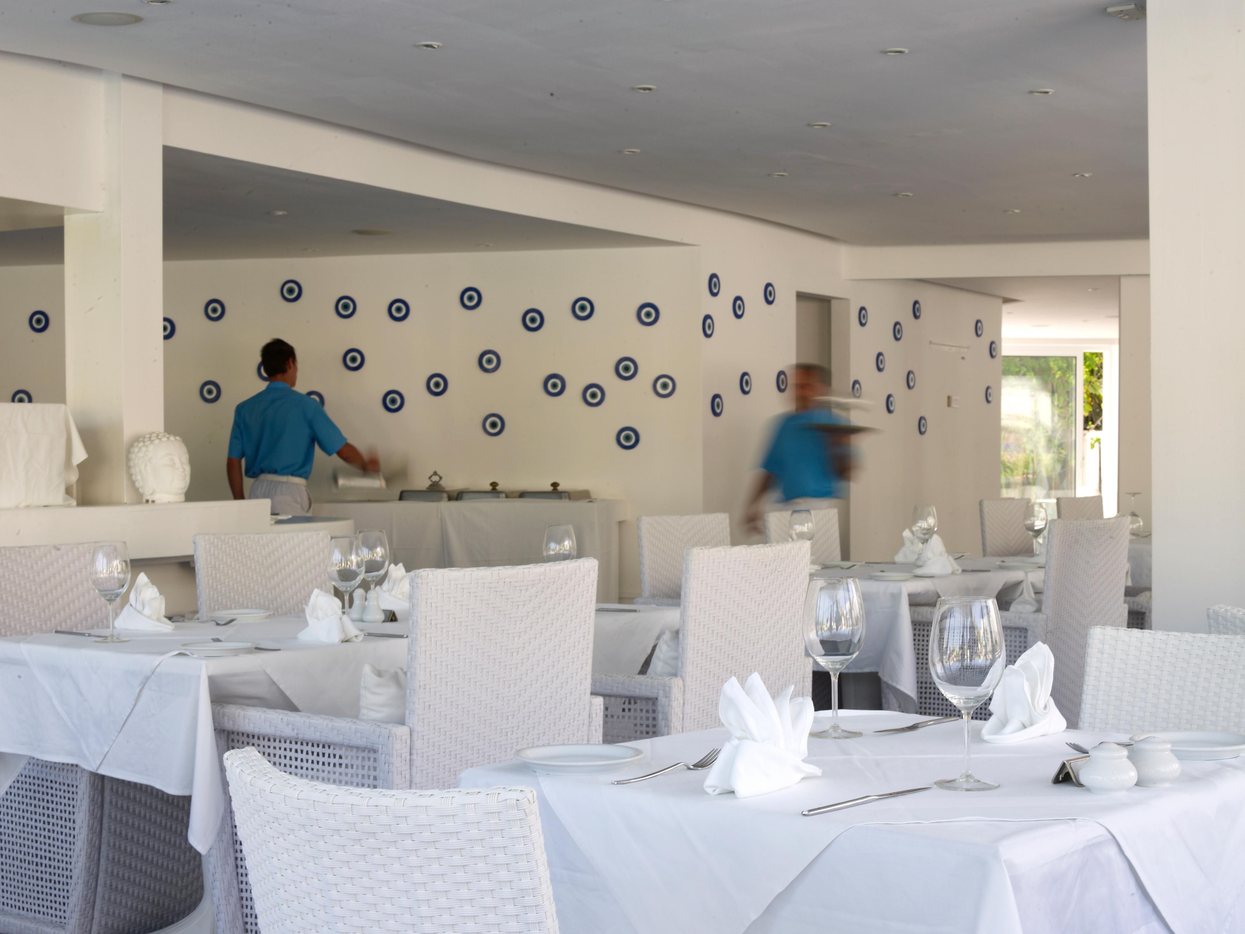 Resort So White Agia Napa