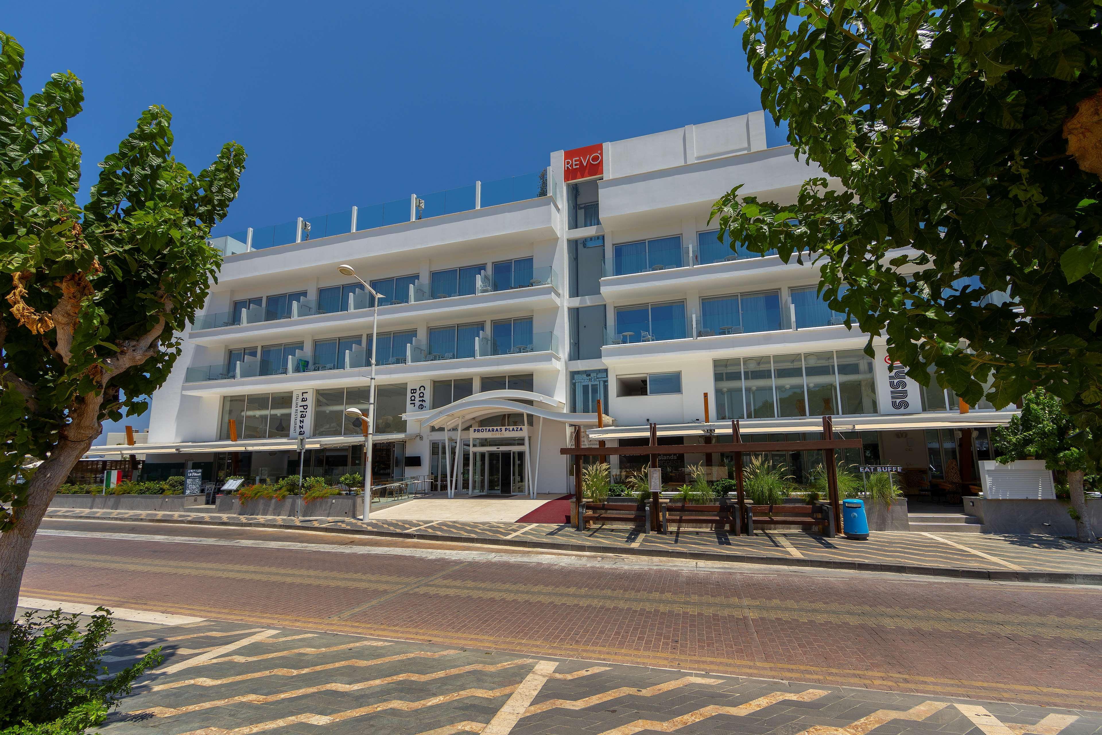 Hotel Plaza 3*