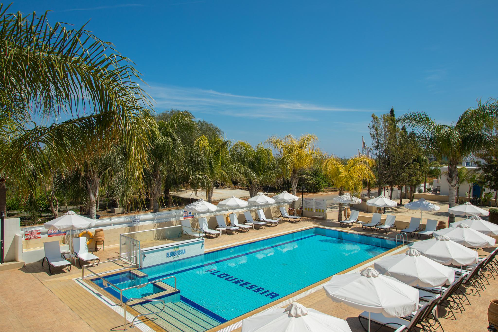 Flouressia Gardens Aparthotel Protaras
