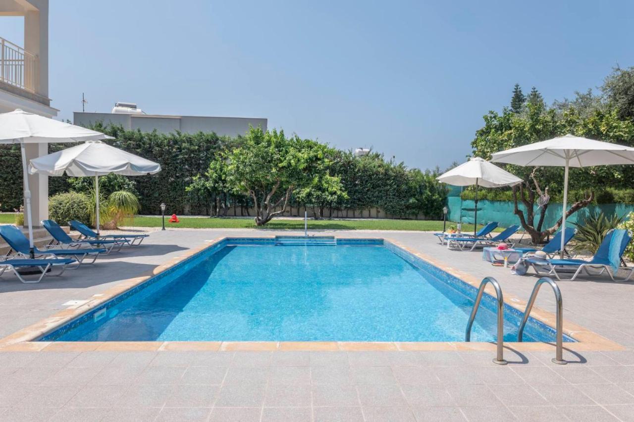 Rafaella Villa- Pvt Pool-near Sea/beach Pousada *