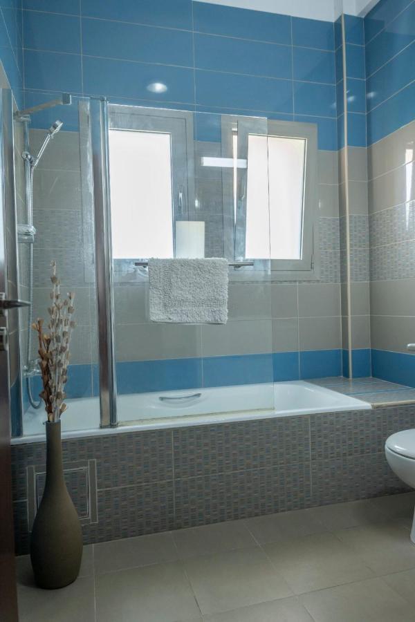 Rafaella Villa- Pvt Pool-near Sea/beach
