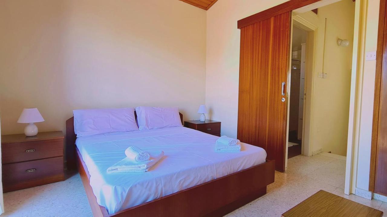Sea Gem House Meneou