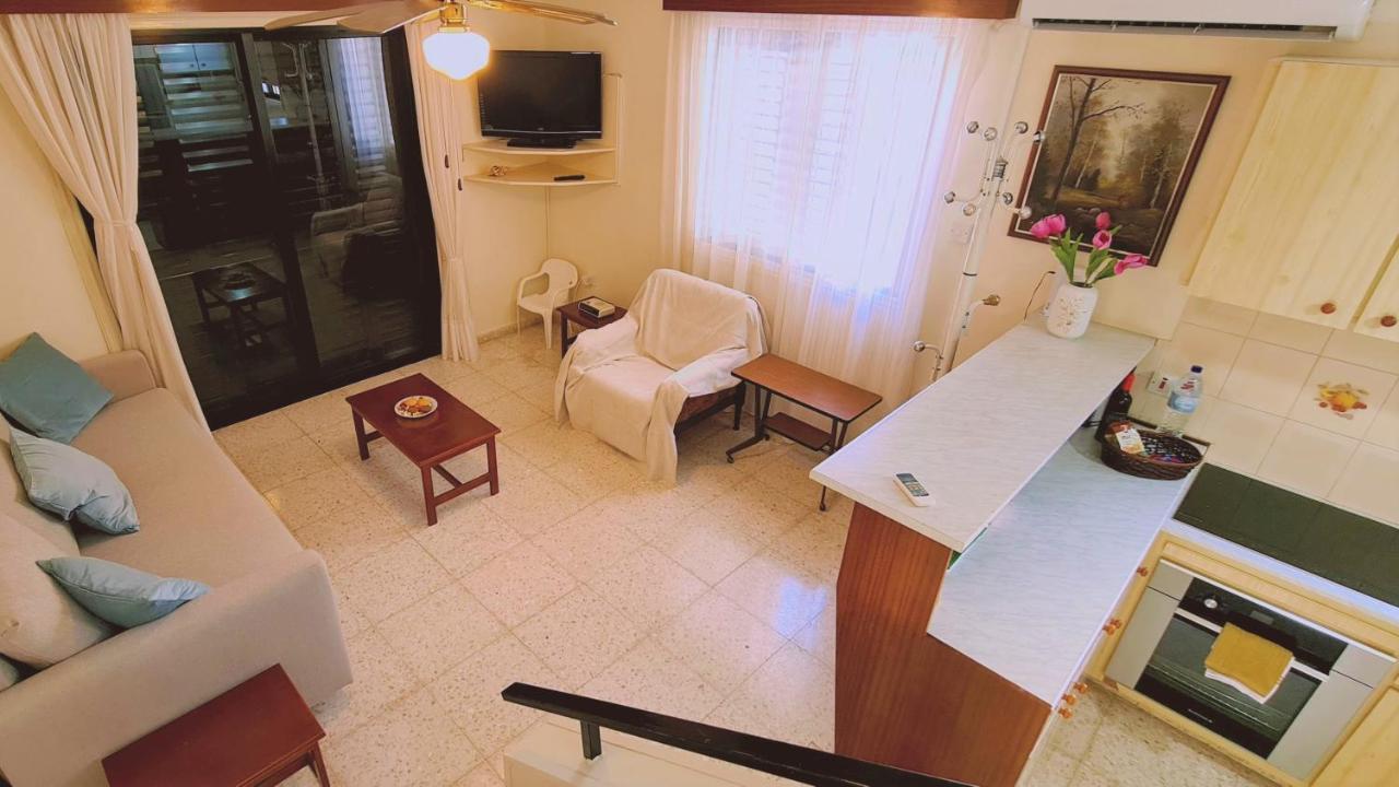 Sea Gem House * Meneou