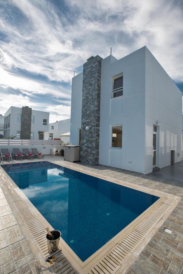 Pearl Villa *