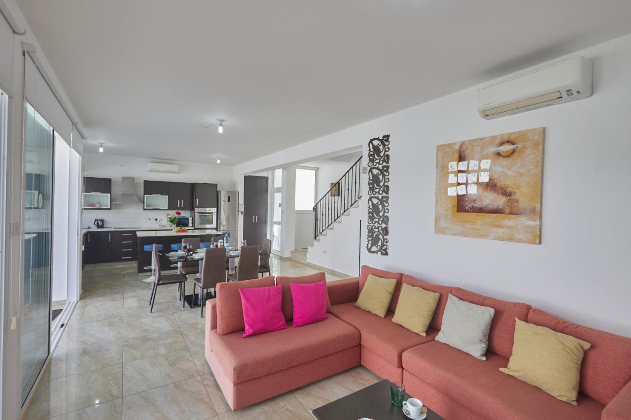 Pearl * Protaras