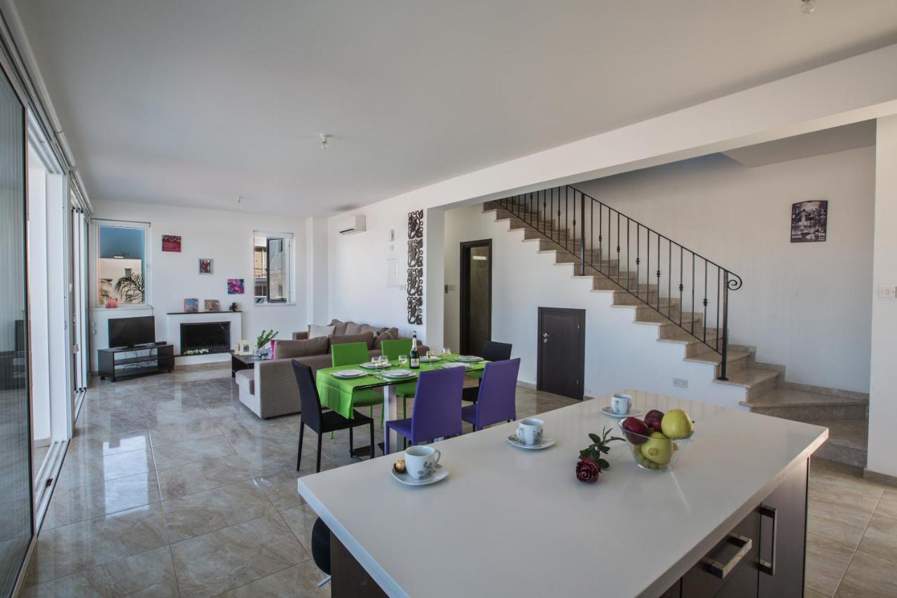 Pearl * Protaras
