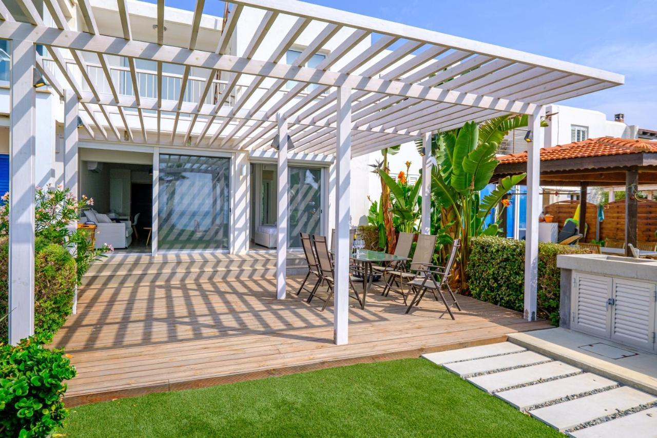 Holiday home The Medview Garden House Perivolia