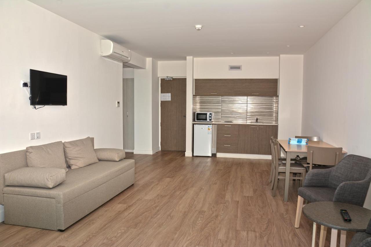 Melini Aparthotel 3*