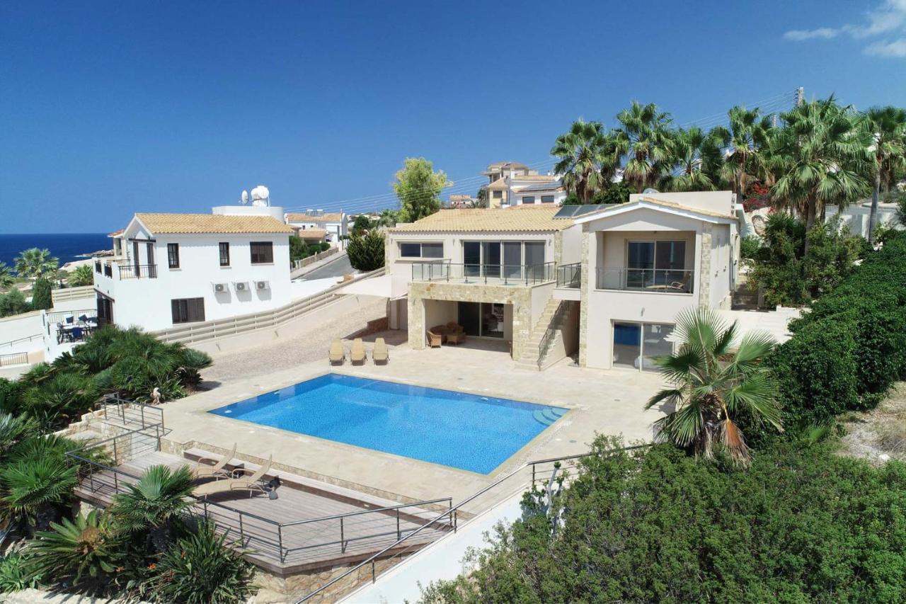 Villa Seafront 5 Bedroom Paradise In Sea Caves