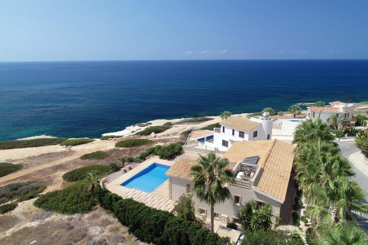 Seafront 5 Bedroom Paradise In Sea Caves *