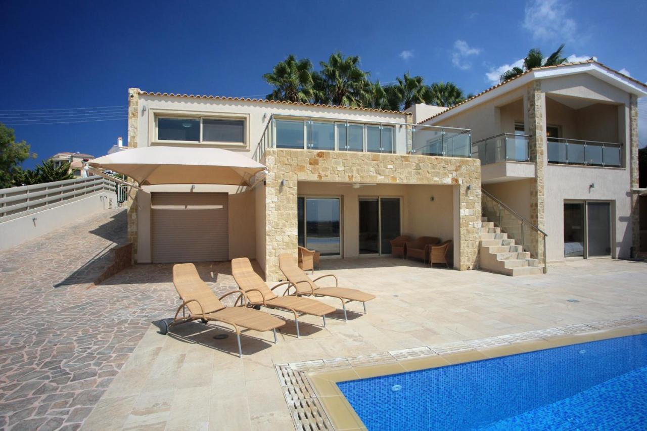 Villa Seafront 5 Bedroom Paradise In Sea Caves
