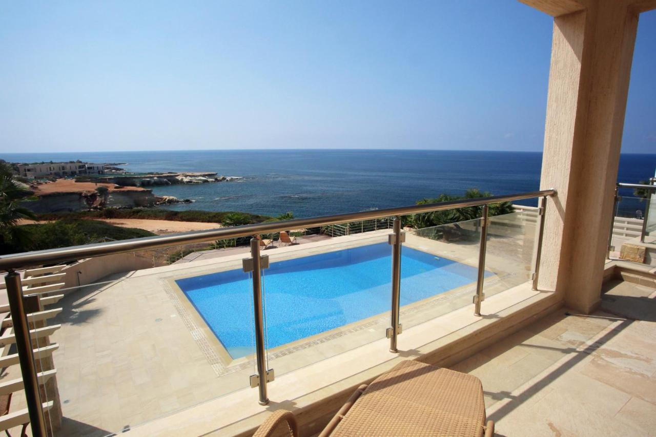 Villa Seafront 5 Bedroom Paradise In Sea Caves *