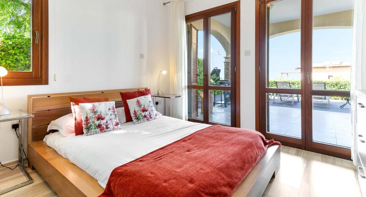 Ground Floor Anthos With Beautiful Sea Views On Aphrodite Hills Apartment Kouklia