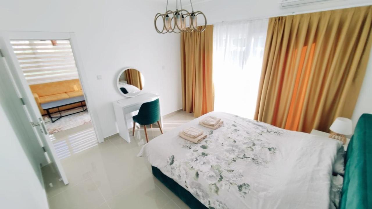 Rufus Brand New Caesar & 1 Bedroom With Big Terrace *