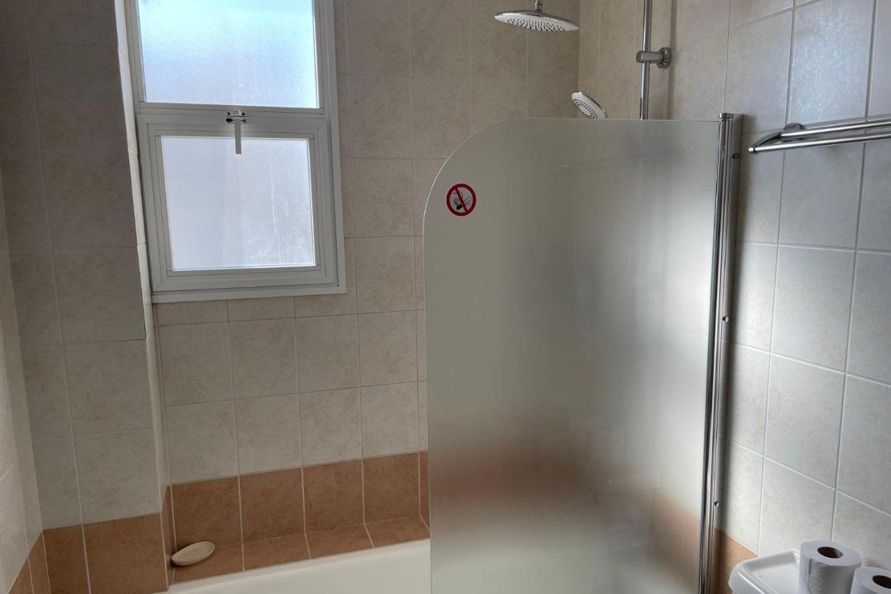 Apartment Eden Heights - Chlorakas Paphos - Sea View Luxury 2 Bed By Yiota