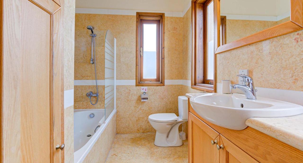 Villa 2 Bedroom Villa Oleander With Private Pool And Garden, Aphrodite Hills Resort
