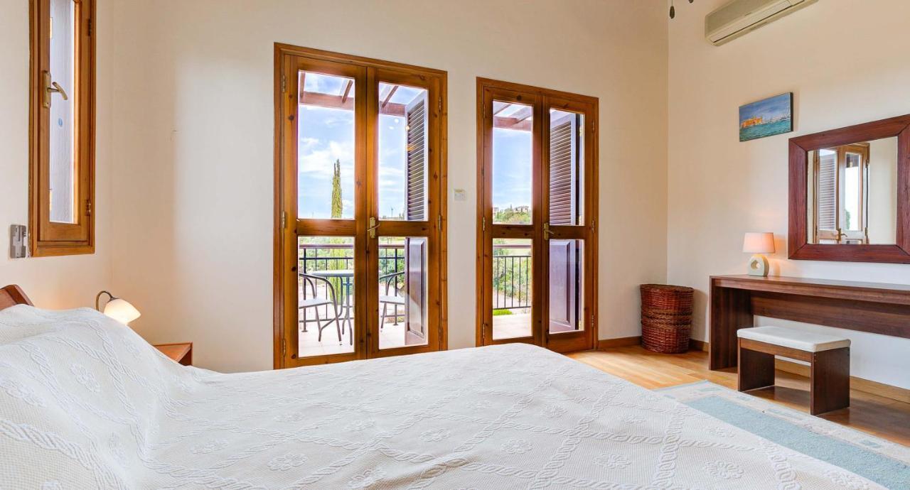 Villa 2 Bedroom Villa Oleander With Private Pool And Garden, Aphrodite Hills Resort Kouklia