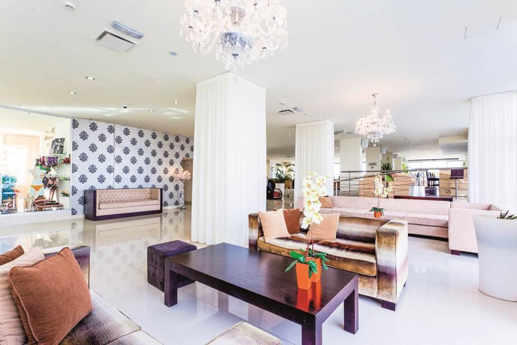 Hotel Vrissiana Boutique 4*