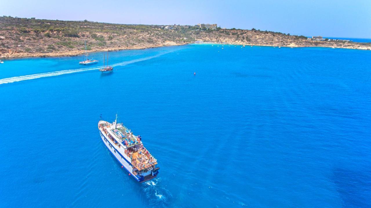 Vrissiana Boutique 4*