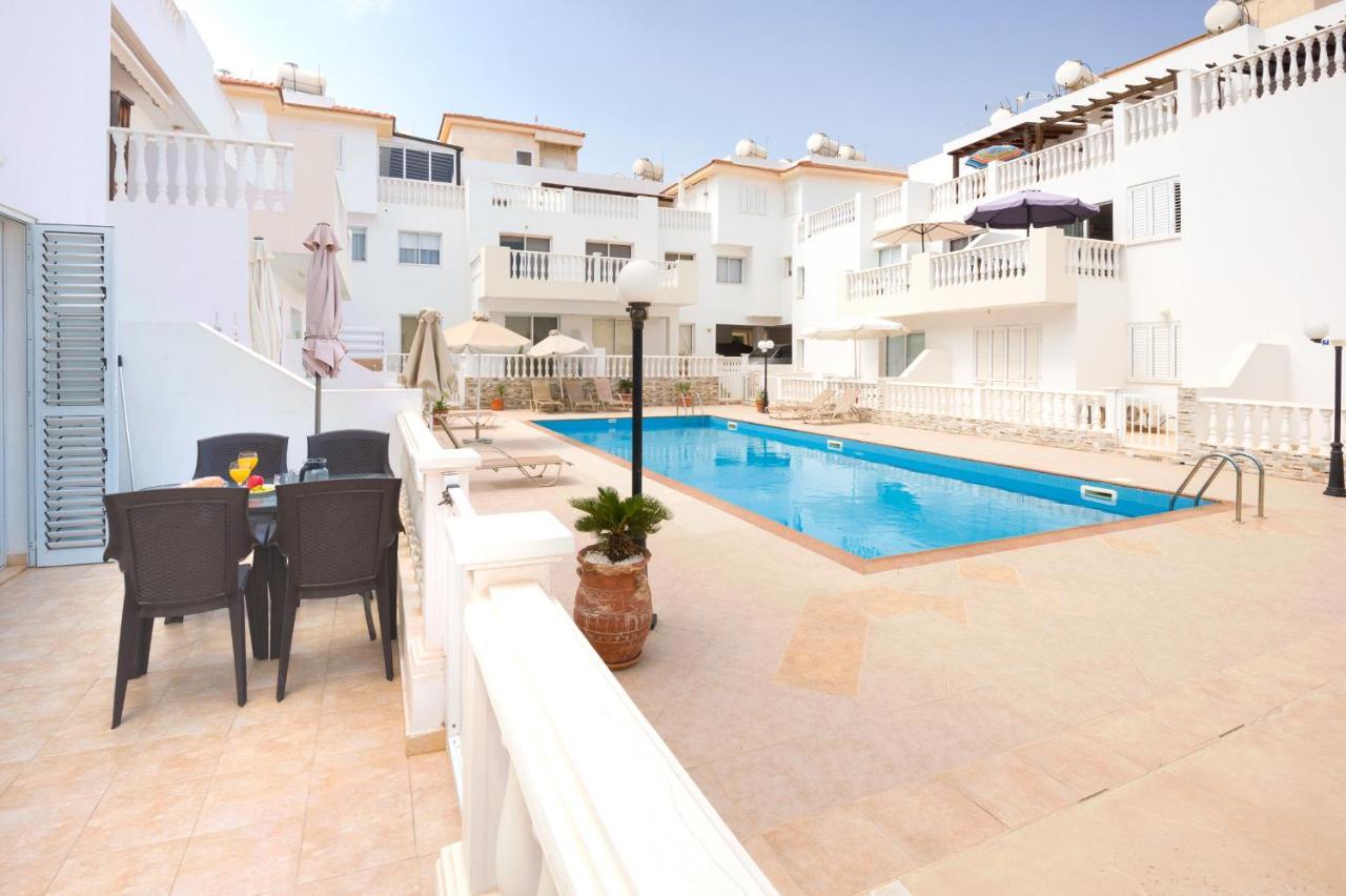 Apartment Jules Paralimni