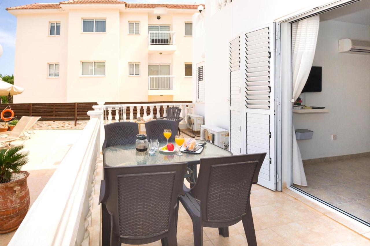 Jules Apartment Paralimni