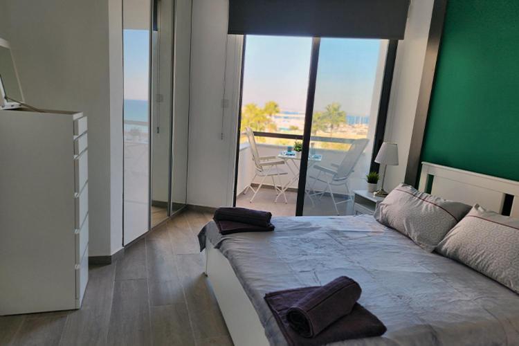 Prime Beachfront On Finikoudes Appartement Larnaca