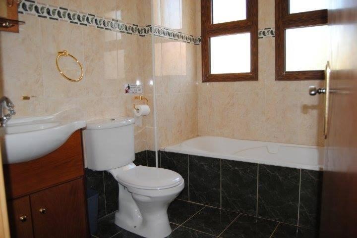 Sunray - Luxury With Private Pool Argaka