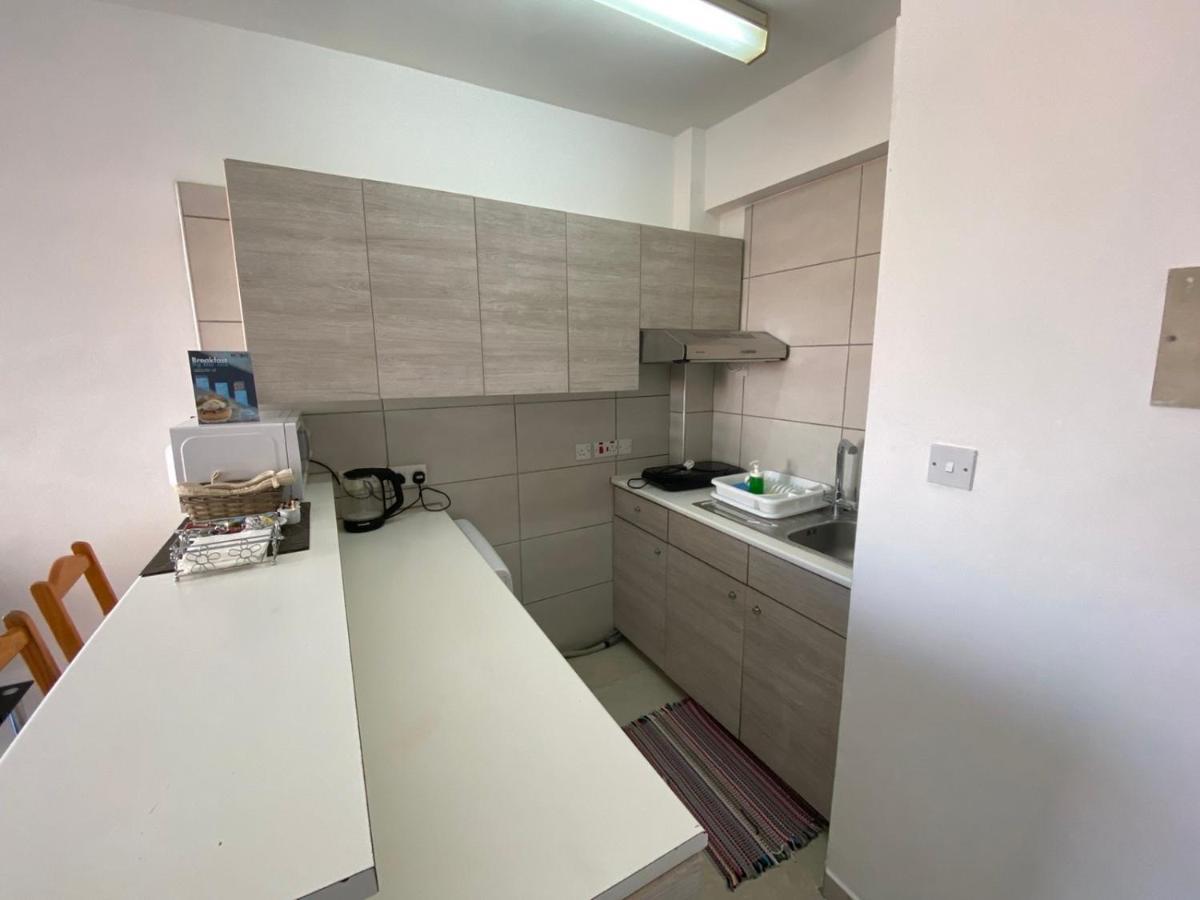 Apartamento Alex 203 *