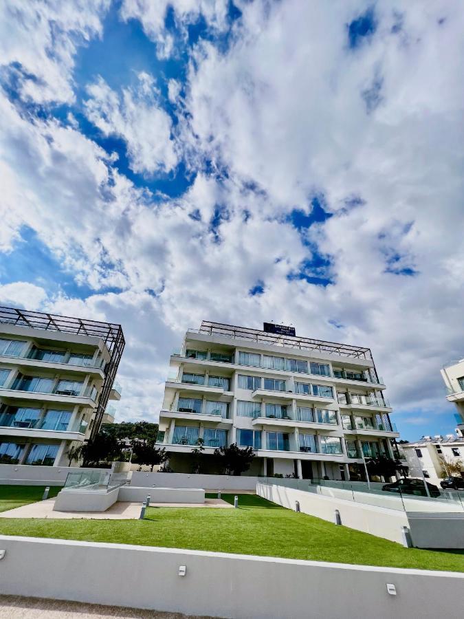 Emerald Apartment