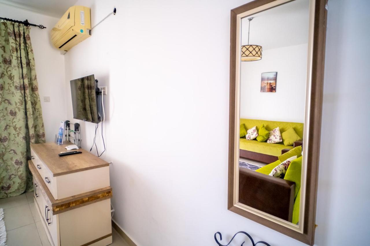 Spacious Three-bedroom With Sea View A3 Apartment *