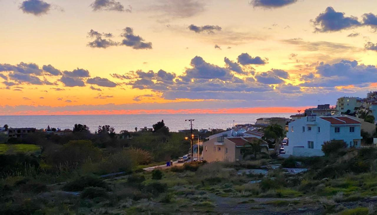 Villa Acropolis 8 *