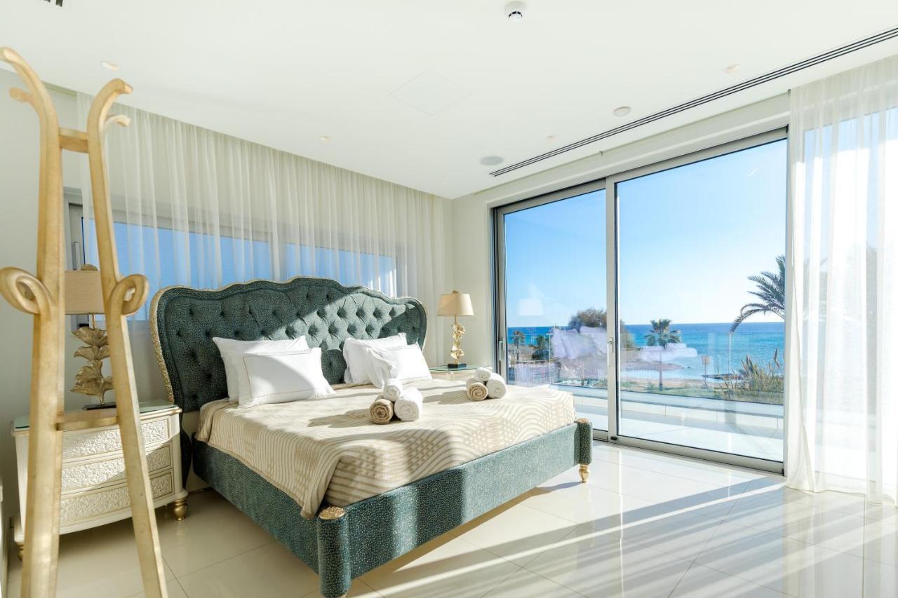Palace Of Mediterranean Beachfront Ayia Napa