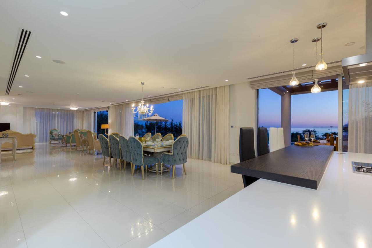 Villa Palace Of Mediterranean Beachfront *