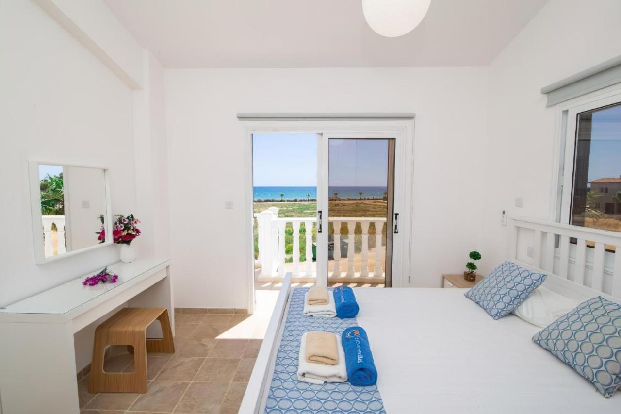 Suncity Boutique Beachfront Villa Agia Napa