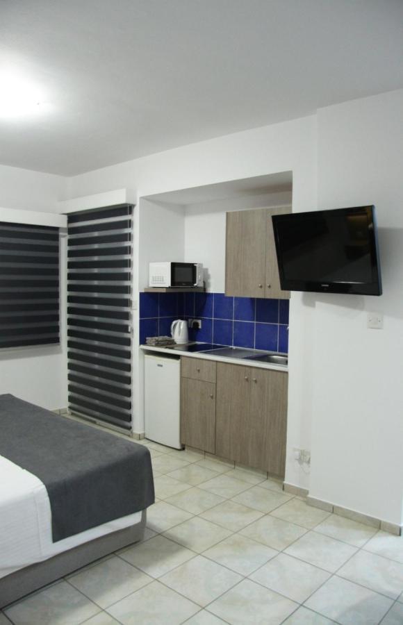Bay Apartment Larnaca