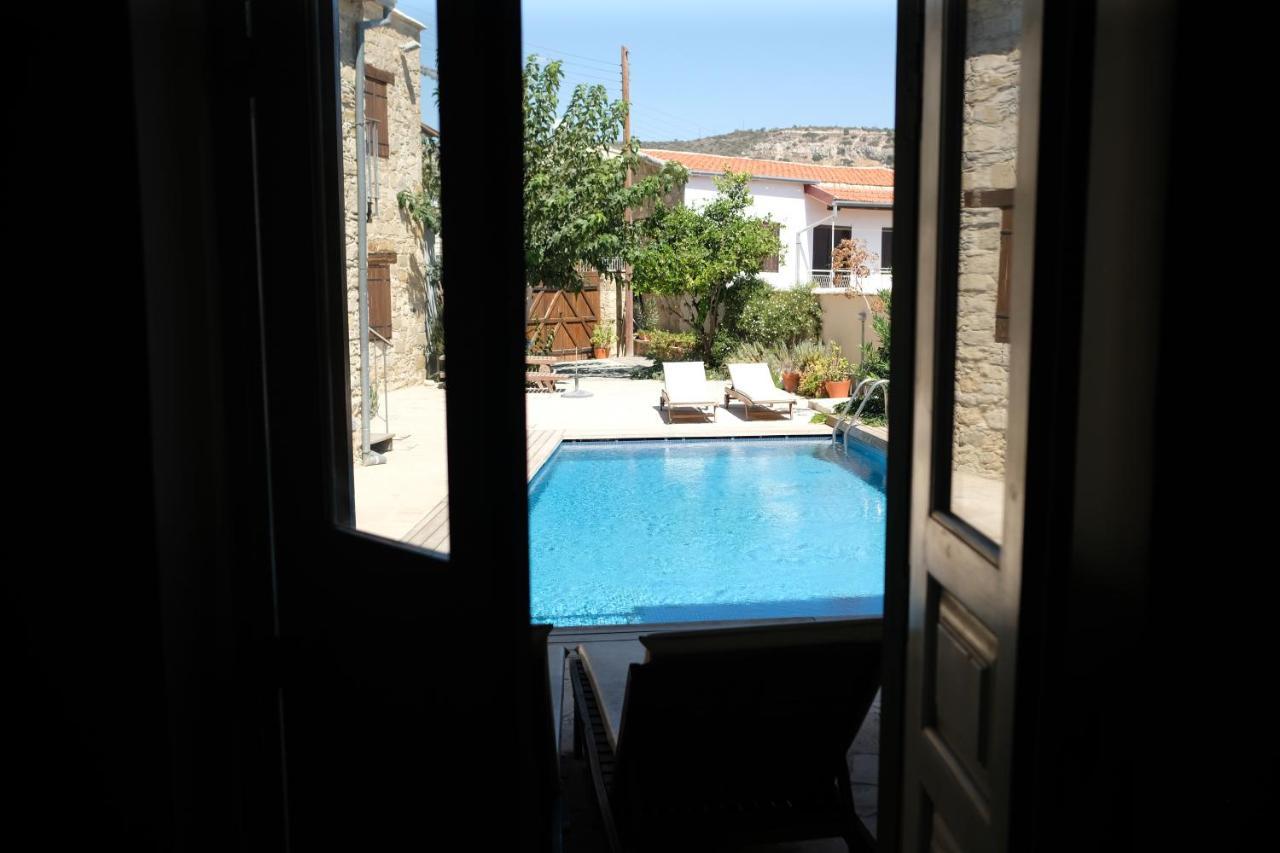 Evkarpos Apartment *