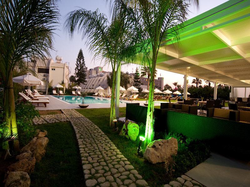 Aparthotel Frixos 3*