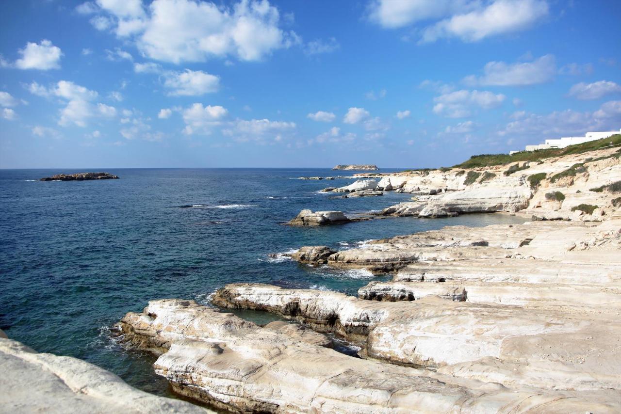 Seafront 5 Bedroom Paradise In Sea Caves Peyia