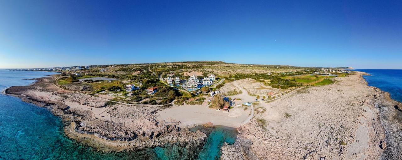 Palace Of Mediterranean Beachfront Villa *