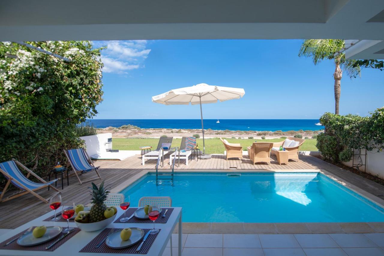 Villa Jasmine Sea Front