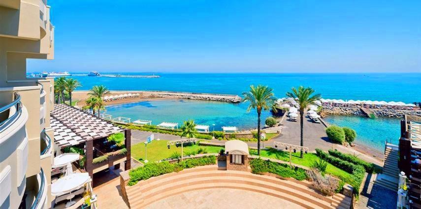 Vuni Palace Premium & & Casino Beachfront Location ! 5* Kyrenia (Northern Cyprus)
