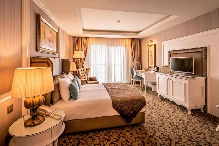 Vuni Palace Premium & & Casino Beachfront Location ! 5*