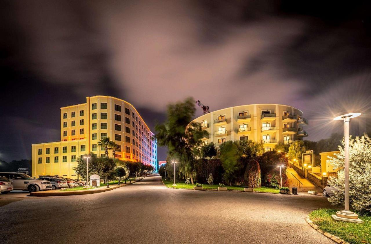 Hotel Vuni Palace Premium & & Casino Beachfront Location ! Kyrenia (Northern Cyprus)