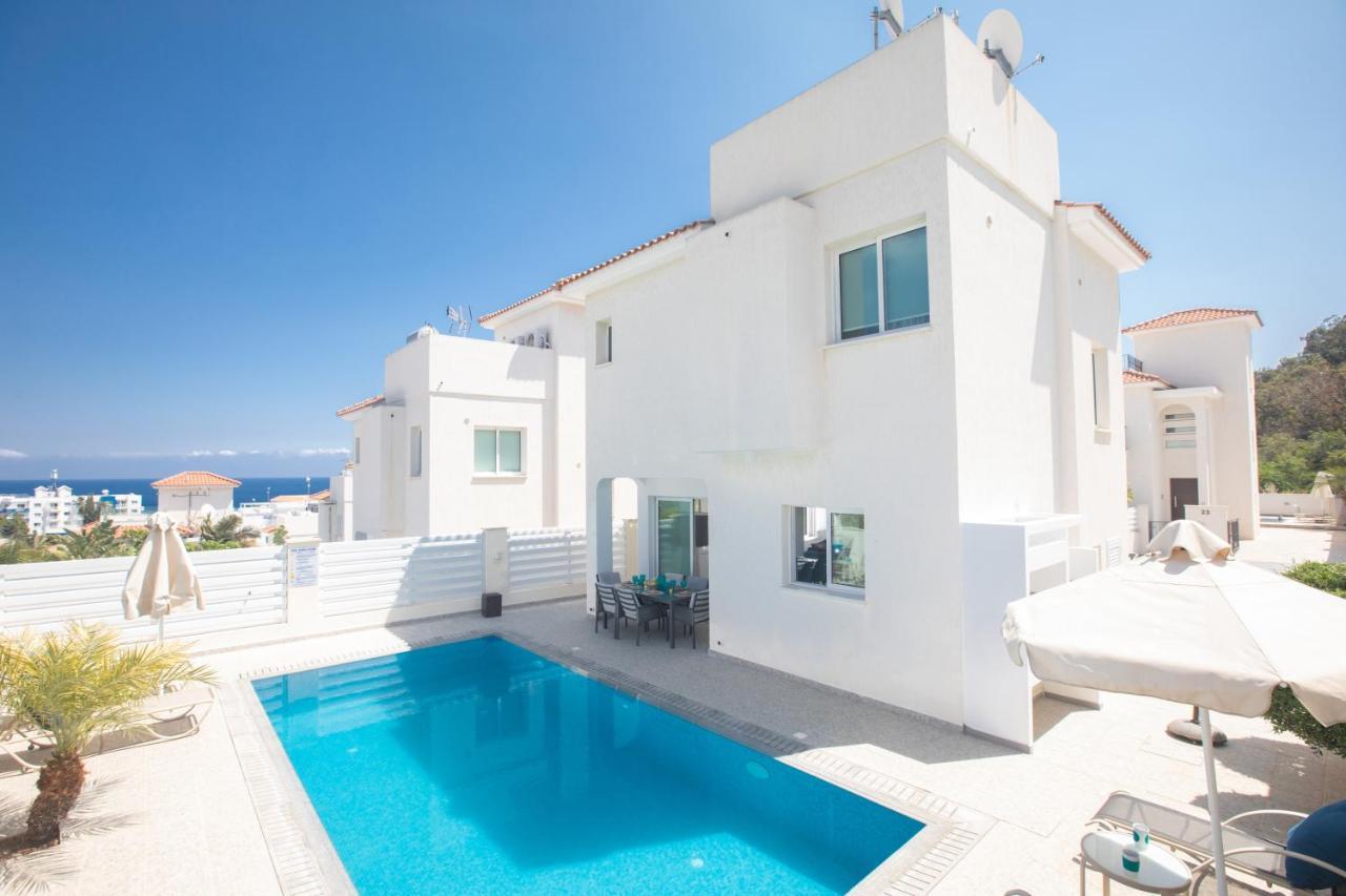 Romeo & Juliet Villa *